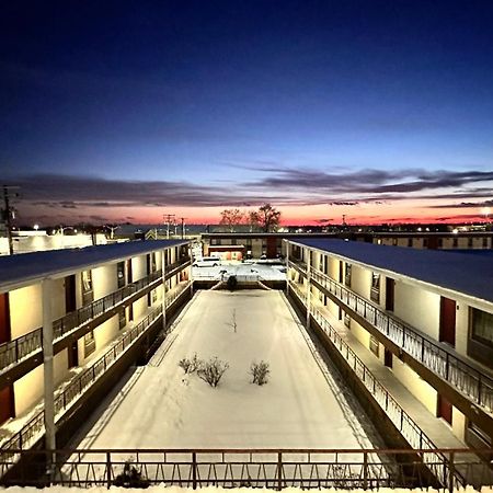 B'More Inn Motel بالتيمور المظهر الخارجي الصورة