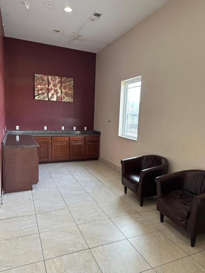 B'More Inn Motel بالتيمور المظهر الخارجي الصورة